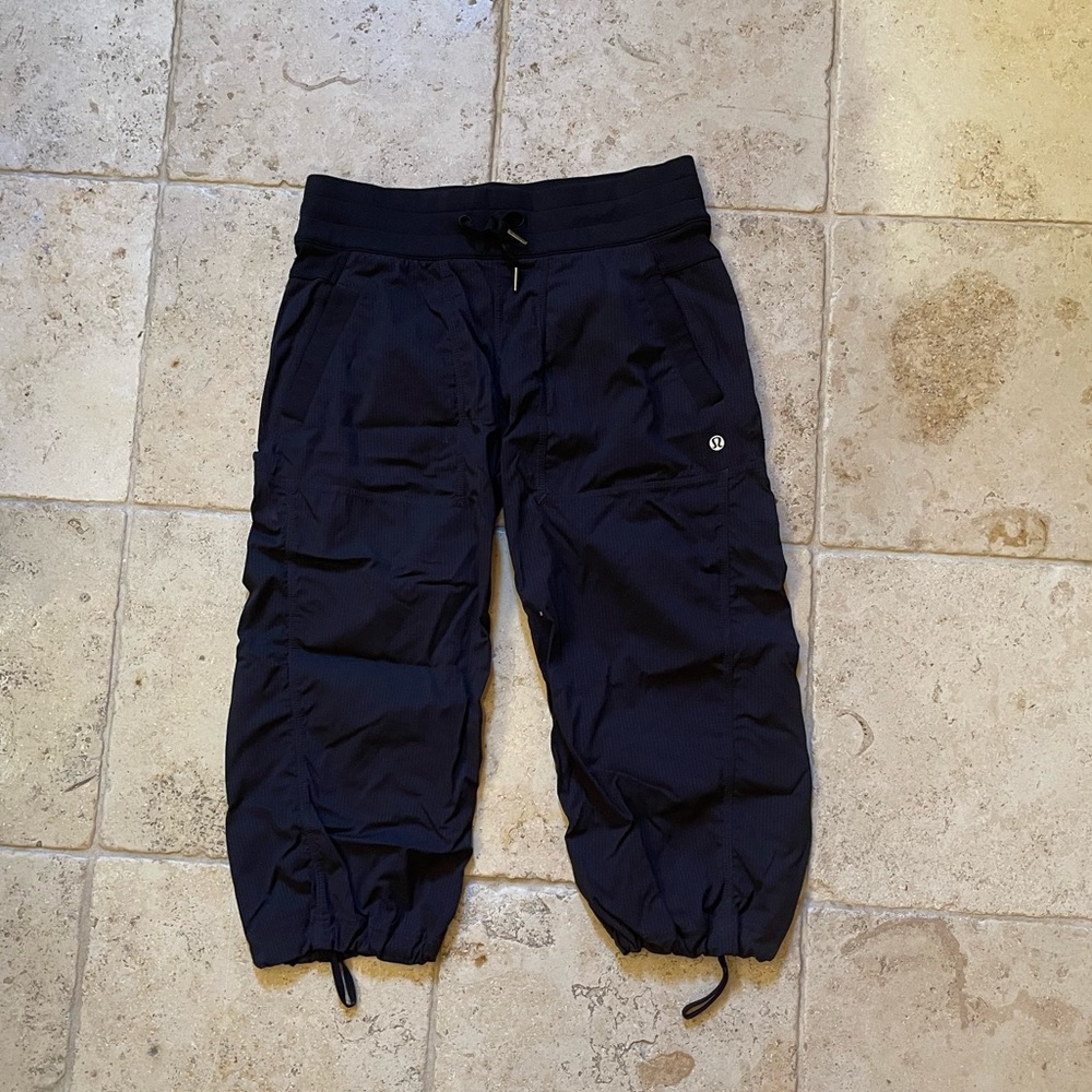 LuLulemon Cargo Capris